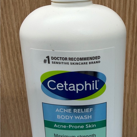 Cetaphil Bundle - Picture 8 of 9